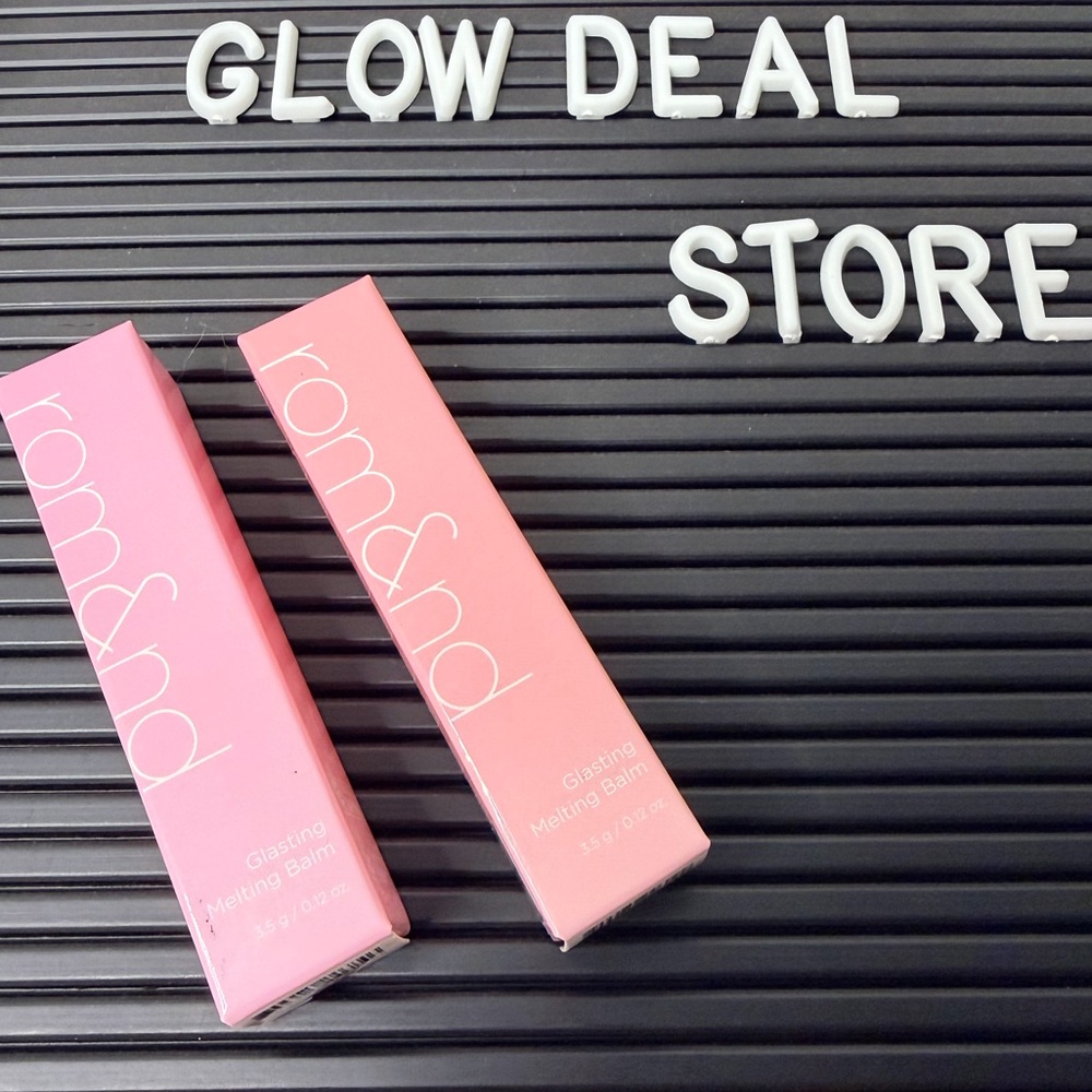 Rom&nd - Pack of 2 Glasting Melting Balm. Color: 09 Peonies.New